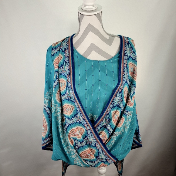 Chico's Tops - Chicos Faux Wrap Top Teal Paisley Flutter Sleeve Hi low Front to back Size 2